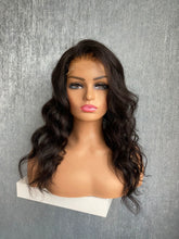 Load image into Gallery viewer, 5x5 HD Lace machinal closure wig Bodywave
